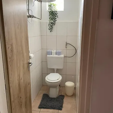 Patak Piheno Guest house Mende